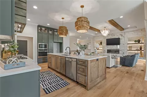 Kitchen - 4316 NE Hideaway Dr, Lees Summit, MO 64064 photo 4 of 8