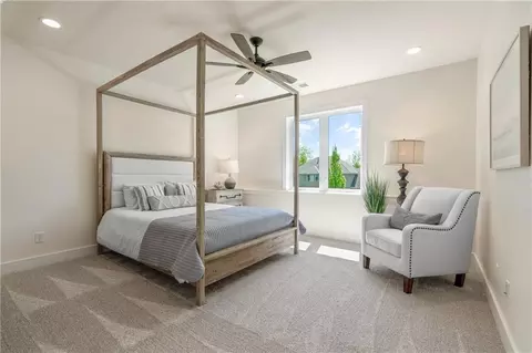 Bedroom - 4316 NE Hideaway Dr, Lees Summit, MO 64064 photo 7 of 9