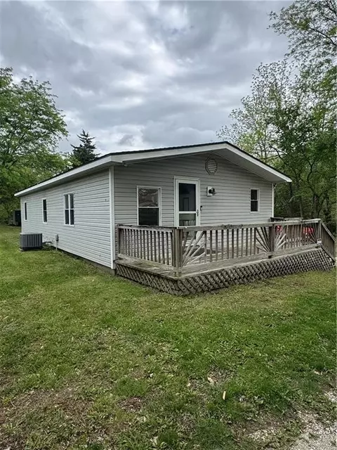 15159 Y Hwy, Excelsior Springs, MO 64024