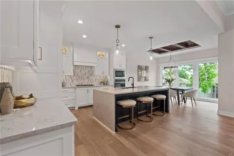 Kitchen - 4363 NE Hideaway Dr, Lees Summit, MO 64064 photo 1 of 7