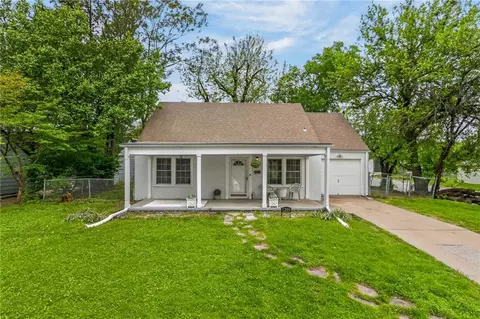 7300 Wyandotte St, Kansas City, MO 64114