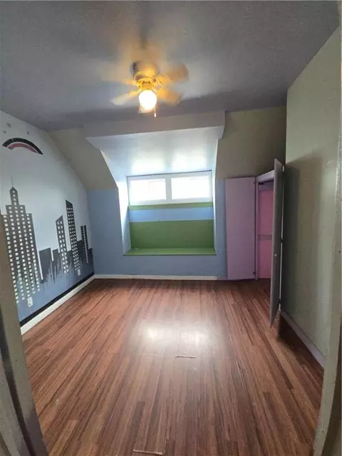 Bedroom - 617 Parallel St, Atchison, KS 66002 photo 12 of 15