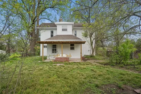 Exterior - 11605 E Winner Rd, Independence, MO 64052 photo 4 of 5