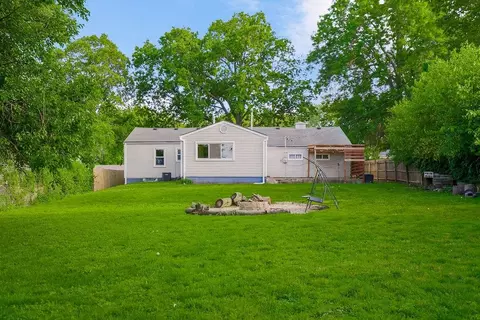 Exterior - 10008 E 68th Ter, Raytown, MO 64133 photo 4 of 7