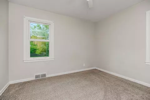 Bedroom - 10008 E 68th Ter, Raytown, MO 64133 photo 4 of 9