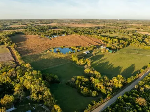 6524 SE 101st St, Berryton, KS 66409