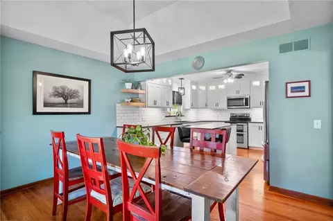 Dining - 701 Benjamin Ave, Gower, MO 64454 photo 2 of 3