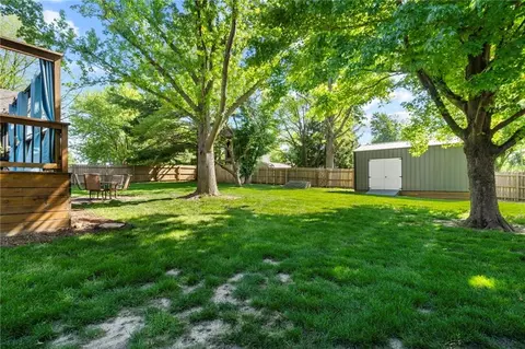 Exterior - 701 Benjamin Ave, Gower, MO 64454 photo 8 of 20