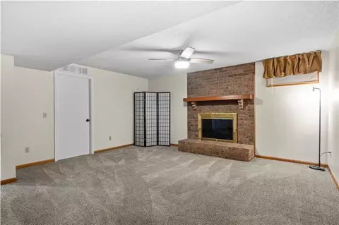 Living - 701 Benjamin Ave, Gower, MO 64454 photo 2 of 3