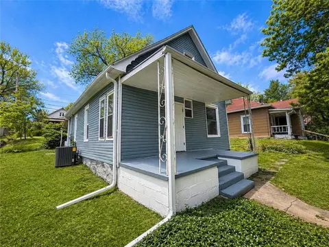 3014 Olive St, Saint Joseph, MO 64507