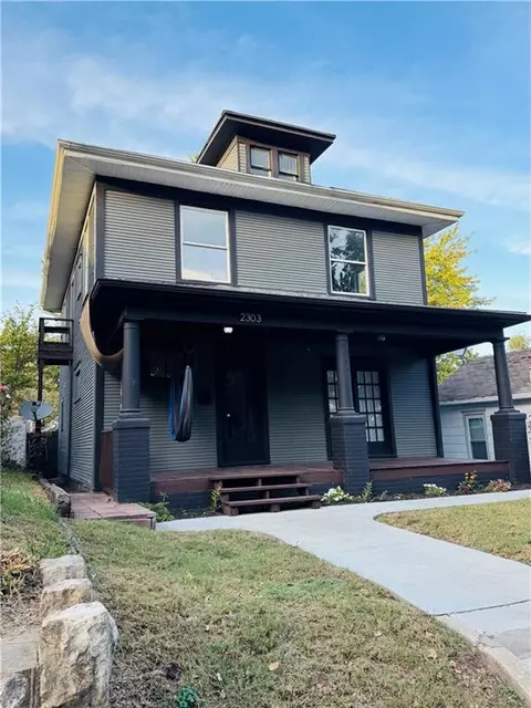 2303 Francis St, Saint Joseph, MO 64501