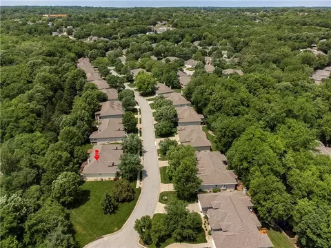 View/Area - 4446 S Davidson Dr, Independence, MO 64055 photo 6 of 12