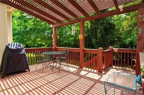 Exterior - 4446 S Davidson Dr, Independence, MO 64055 photo 8 of 11
