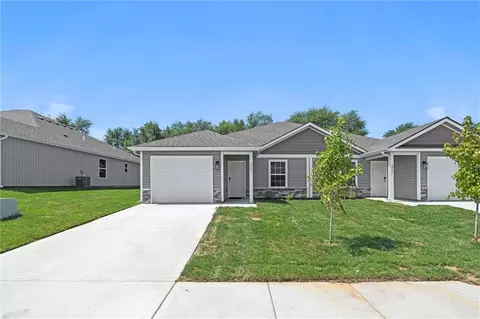 3820 NW 93rd St, Kansas City, MO 64154