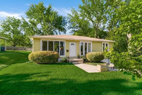 4616 Berry Rd, Kansas City, KS 66106