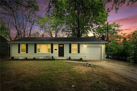 5905 E 99th Ter, Kansas City, MO 64134