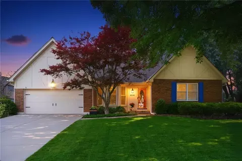 11705 W 109 Cir, Overland Park, KS 66210