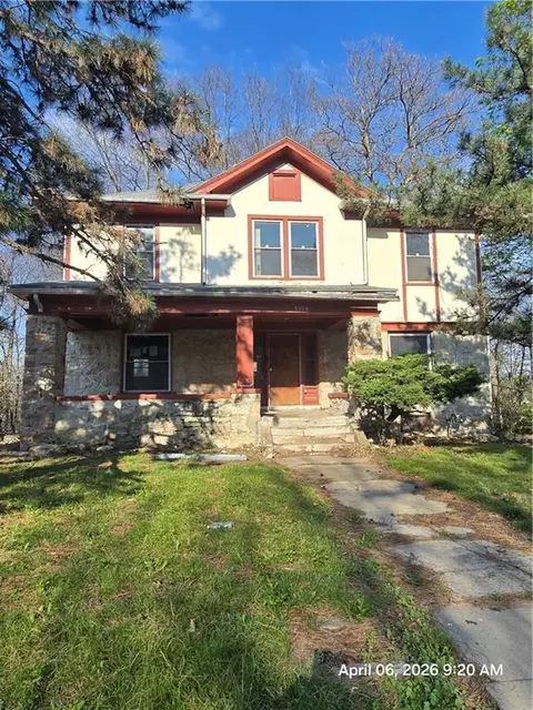 5018 Euclid St, Kansas City, MO 64130