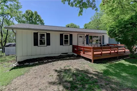 8201 E 110th St, Kansas City, MO 64134
