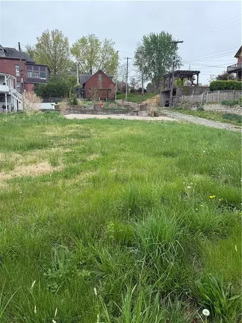 1120 Felix St, Saint Joseph, MO 64501