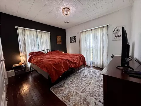 Bedroom - 618 E Maple St, Columbus, KS 66725 photo 6 of 7