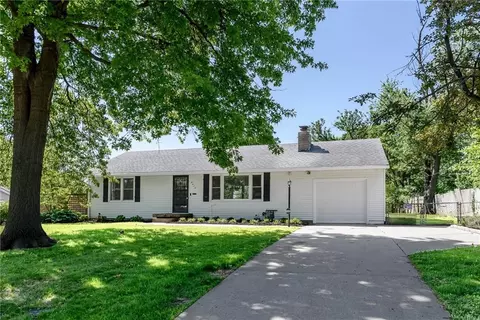 8415 Cleveland Ave, Kansas City, KS 66109