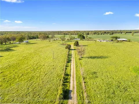 E Dd Hwy Highway, Sheldon, MO 64784 photo 5