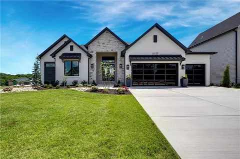 11717 W 181st St, Overland Park, KS 66013
