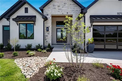 11717 W 181st St, Overland Park, KS 66013