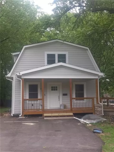 5615 Knox St, Merriam, KS 66203