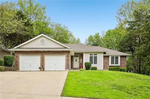 509 Quail Trl, Warrensburg, MO 64093
