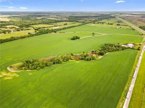 49 NW 100th Rd, Sheldon, MO 64784 photo 7