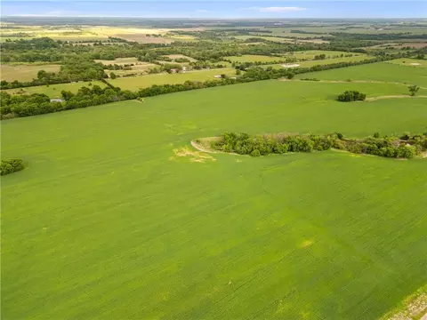 49 NW 100th Rd, Sheldon, MO 64784 photo 6