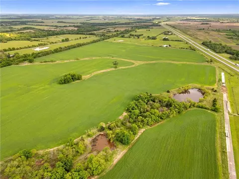 49 NW 100th Rd, Sheldon, MO 64784 photo 11