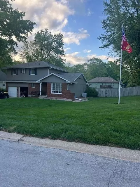 13106 E 53rd Ter, Kansas City, MO 64133