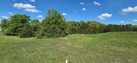 22069 County Road 249 Rd, Pittsburg, MO 65724