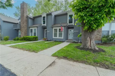 8069 Monrovia St, Lenexa, KS 66215