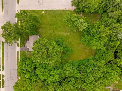 View/Area - 336 E Park St, Olathe, KS 66061 photo 4 of 10