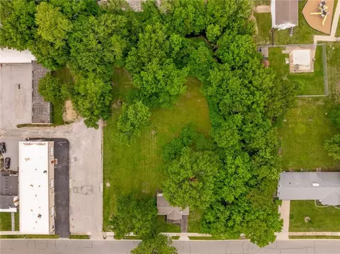 View/Area - 336 E Park St, Olathe, KS 66061 photo 5 of 10