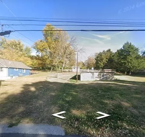 Rock Creek Parkway, Kansas City, MO 64117