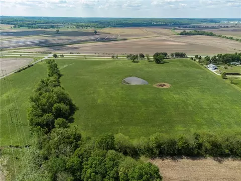 30500 E Us-24 Hwy, Buckner, MO 64016 photo 9
