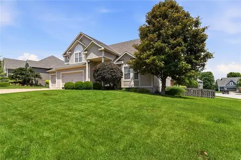 2500 SW Kristin Dr, Lees Summit, MO 64082