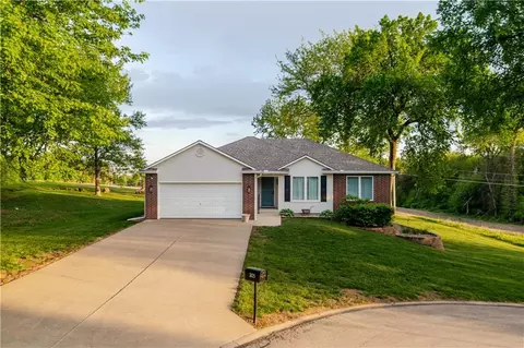 Exterior - 1105 Summerfield Ct, Atchison, KS 66002 photo 1 of 11