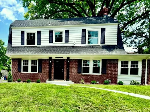 5605 Paseo Blvd, Kansas City, MO 64130