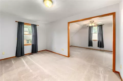 Bedroom - 917 NW Winterset St, Lees Summit, MO 64081 photo 9 of 10
