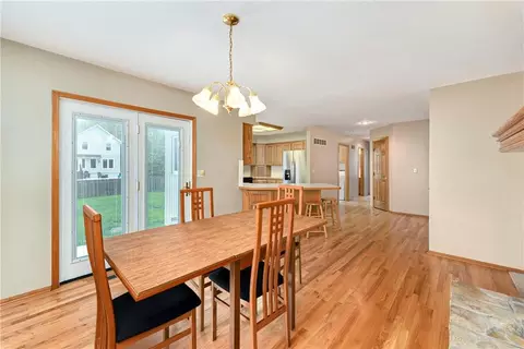 Dining - 917 NW Winterset St, Lees Summit, MO 64081 photo 3 of 3