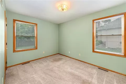 Bedroom - 917 NW Winterset St, Lees Summit, MO 64081 photo 2 of 10