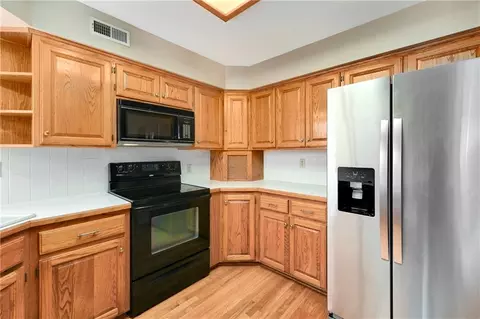 Kitchen - 917 NW Winterset St, Lees Summit, MO 64081 photo 1 of 4