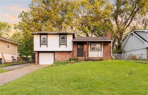 5412 NE 56th Pl, Kansas City, MO 64119