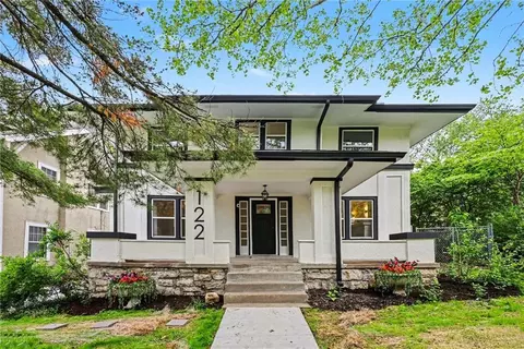 122 E 59th St, Kansas City, MO 64113